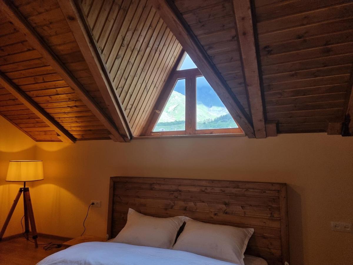 Hotel GRAF Kazbegi Exterior foto