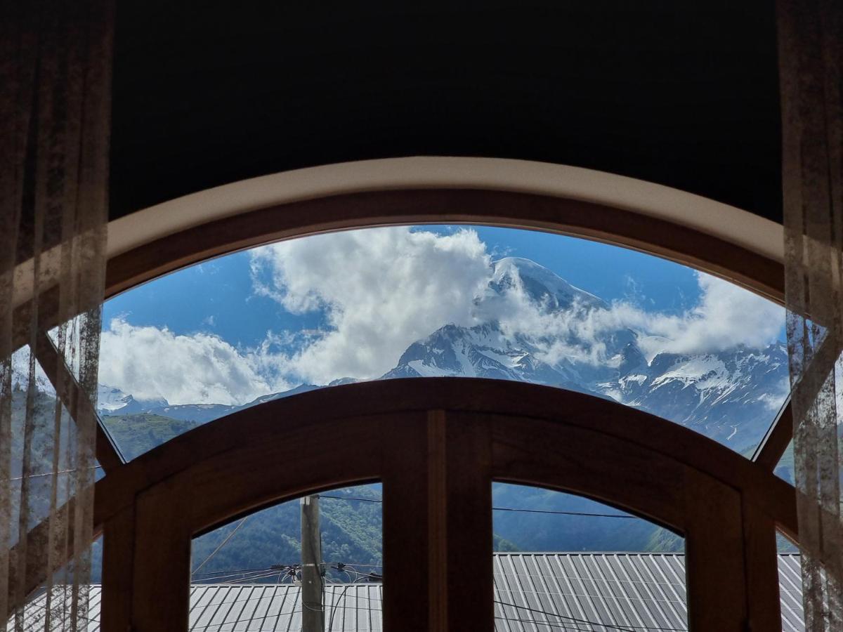 Hotel GRAF Kazbegi Exterior foto