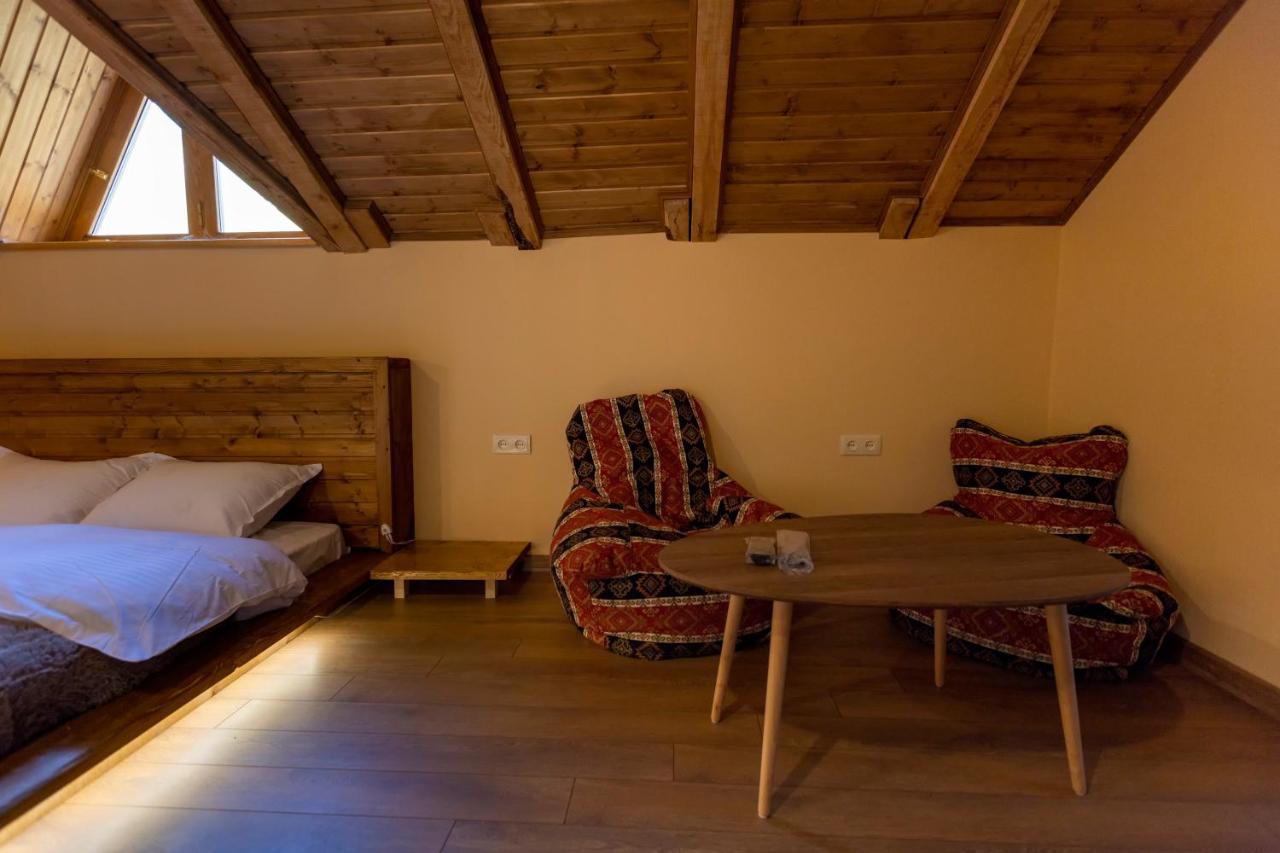 Hotel GRAF Kazbegi Exterior foto